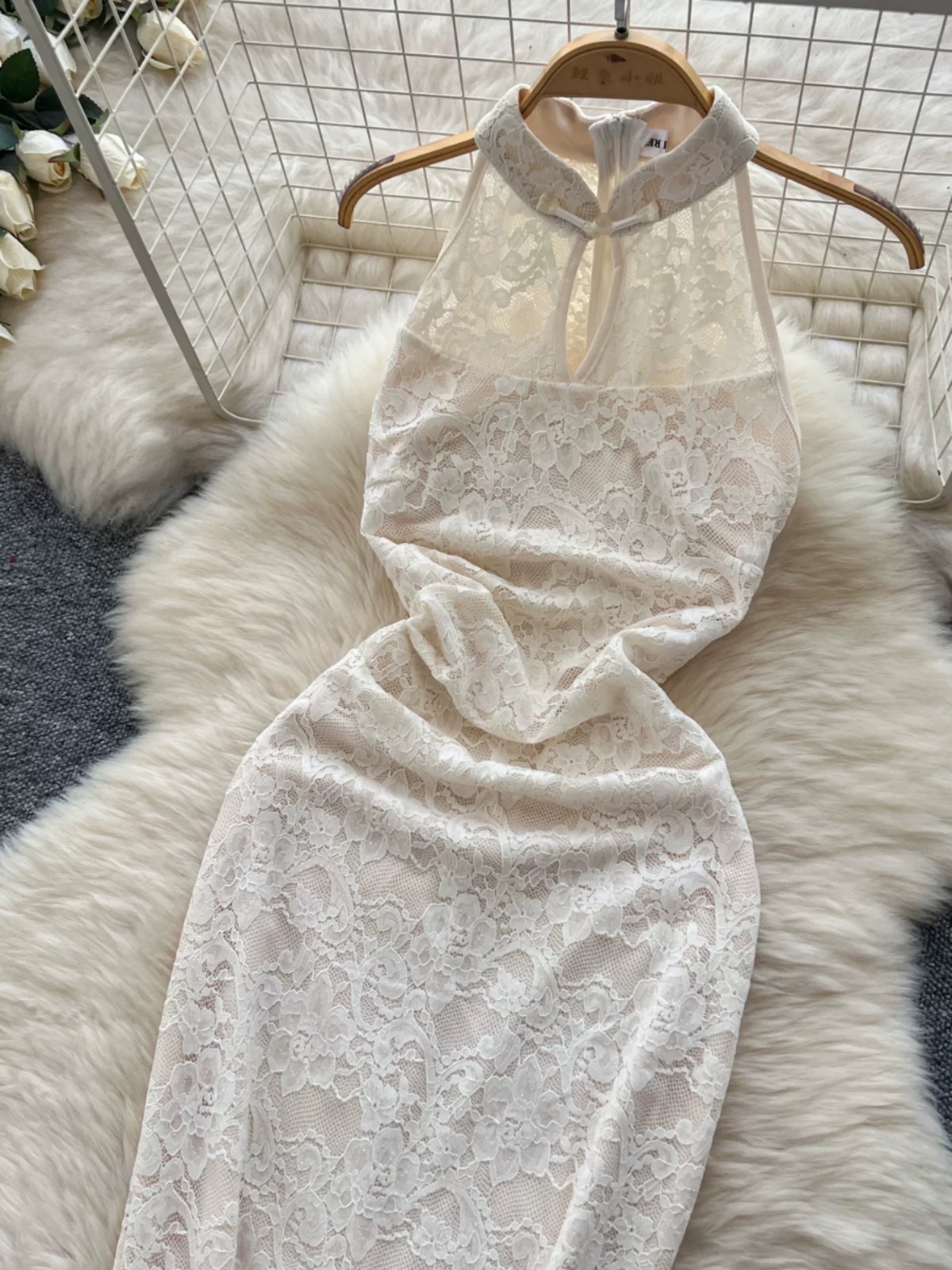 In the right zone lace dress FBC438 images